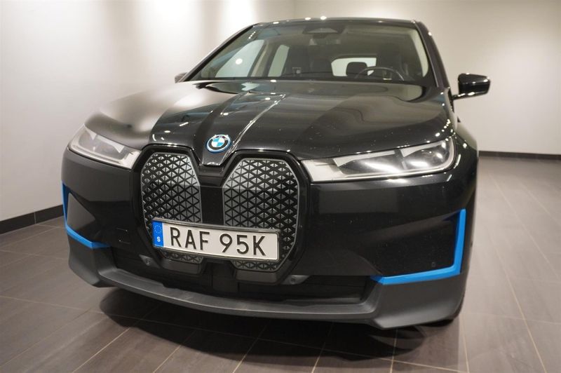 BMW iX bild 5