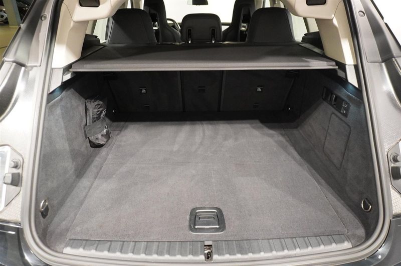 BMW iX bild 9