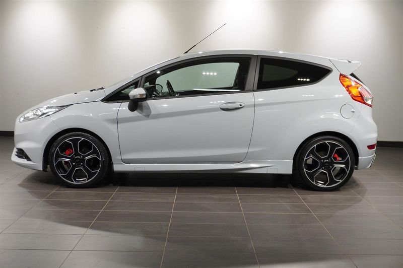 Ford Fiesta bild 3