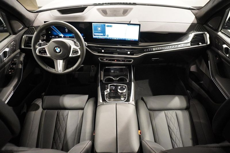 BMW X7 bild 12