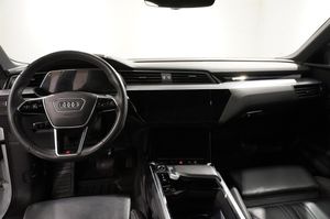 Audi e-tron Sportback bild 12