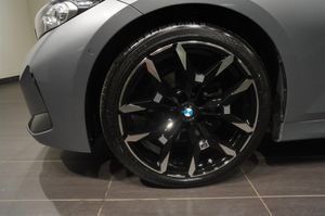BMW 320 bild 3