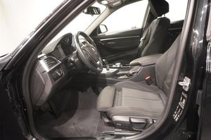 BMW 330 bild 9