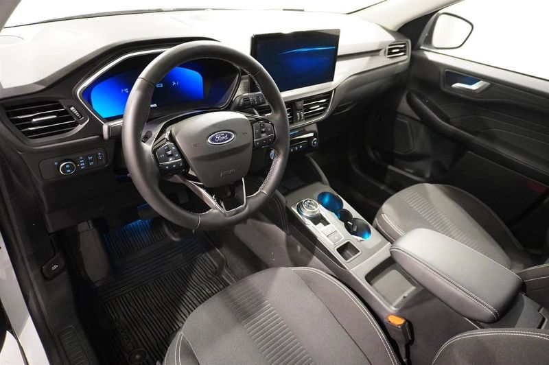 Ford Kuga bild 2