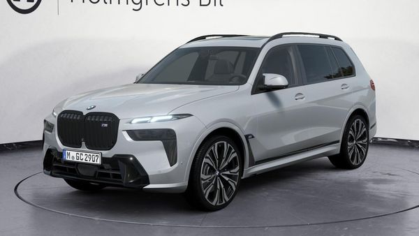 BMW X7 M60i xDrive M Sport Drag DA Pro B W Exclusiv Pkt - 2026