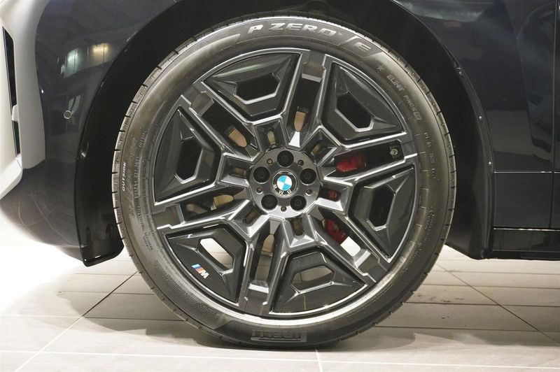 BMW iX bild 7