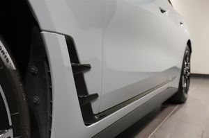 BMW i4 bild 9