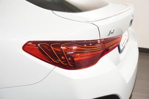 BMW i4 bild 11