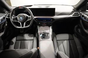 BMW i4 bild 12