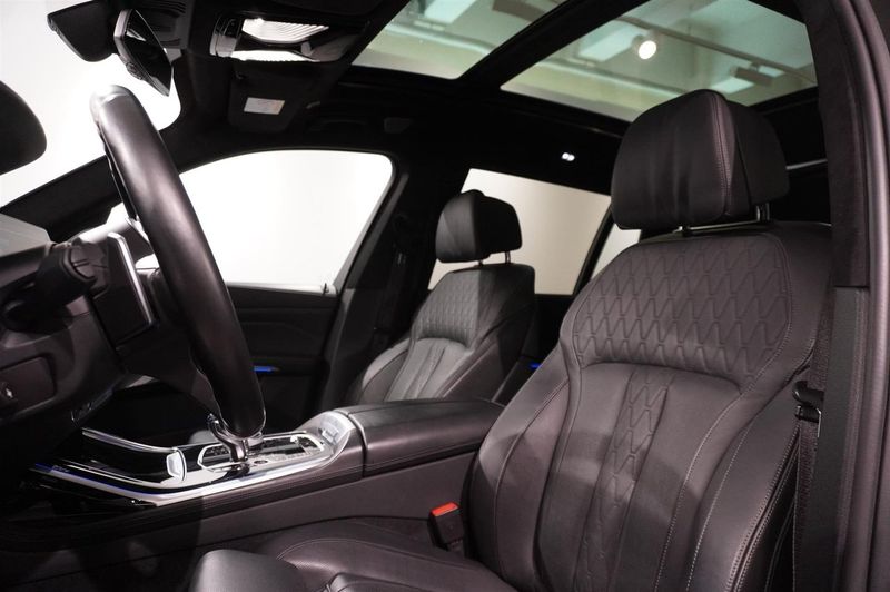 BMW X7 bild 10