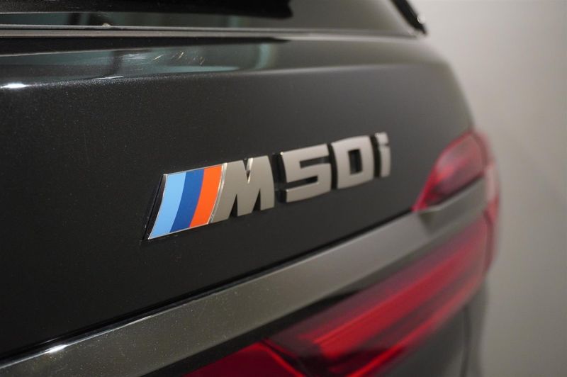 BMW X7 bild 8