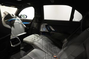 BMW i7 bild 10