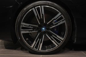 BMW i7 bild 6
