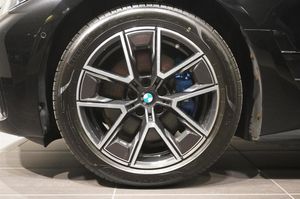 BMW i4 bild 7