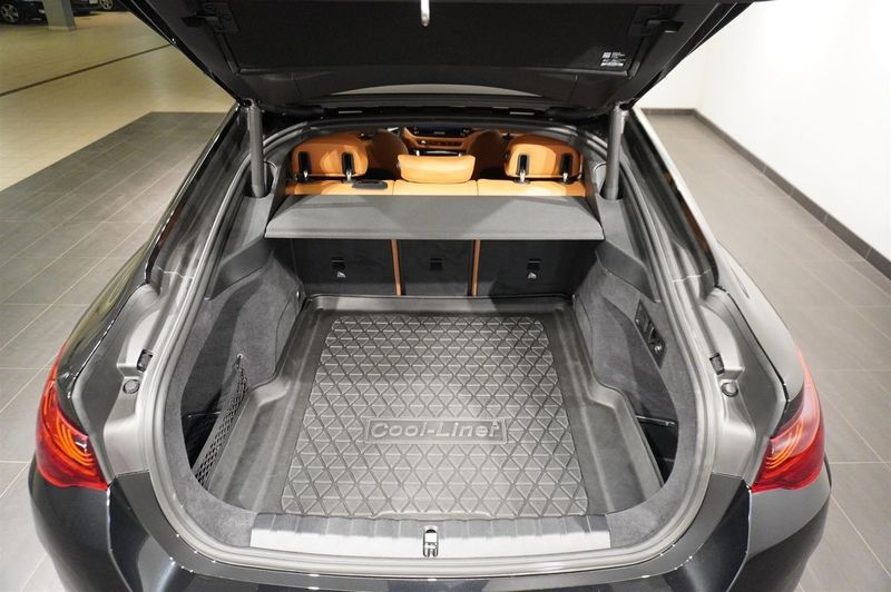 BMW i4 bild 6