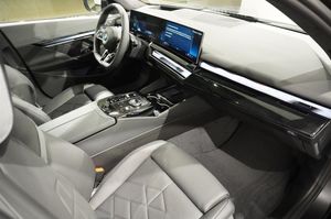 BMW 530 bild 9