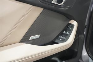 BMW 120 bild 16