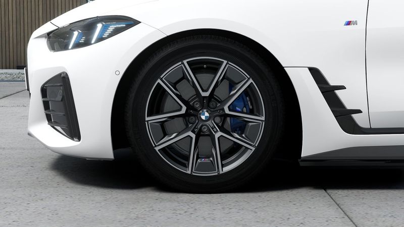 BMW i4 bild 7