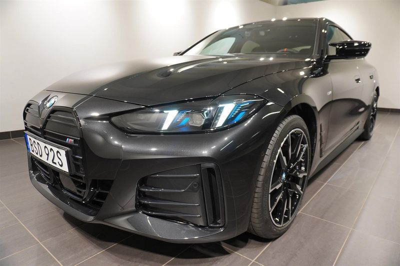 BMW i4 bild 16
