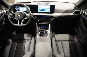 BMW i4 bild 10