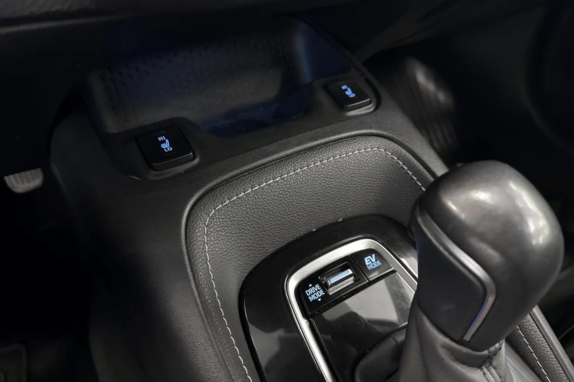 Vehicle image 18