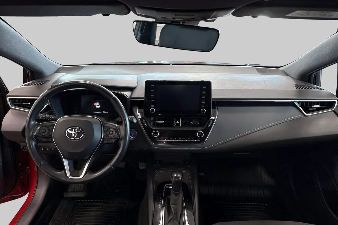 Vehicle image 8