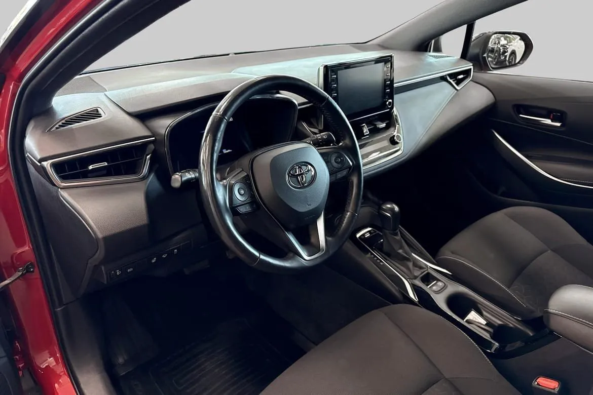 Vehicle image 7