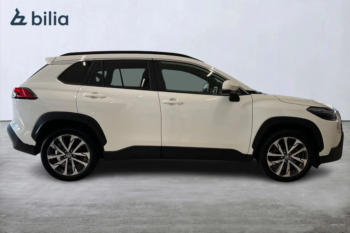 Vehicle image 17