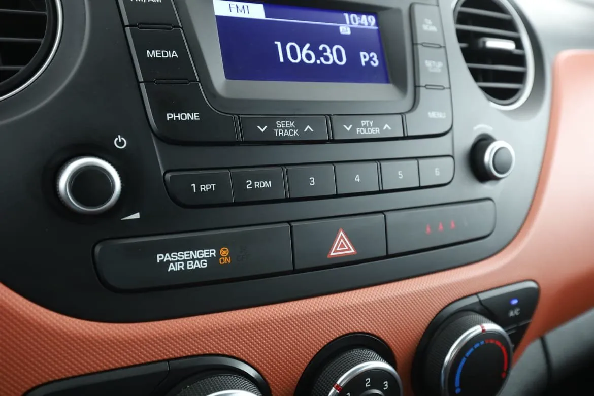 Vehicle image 23