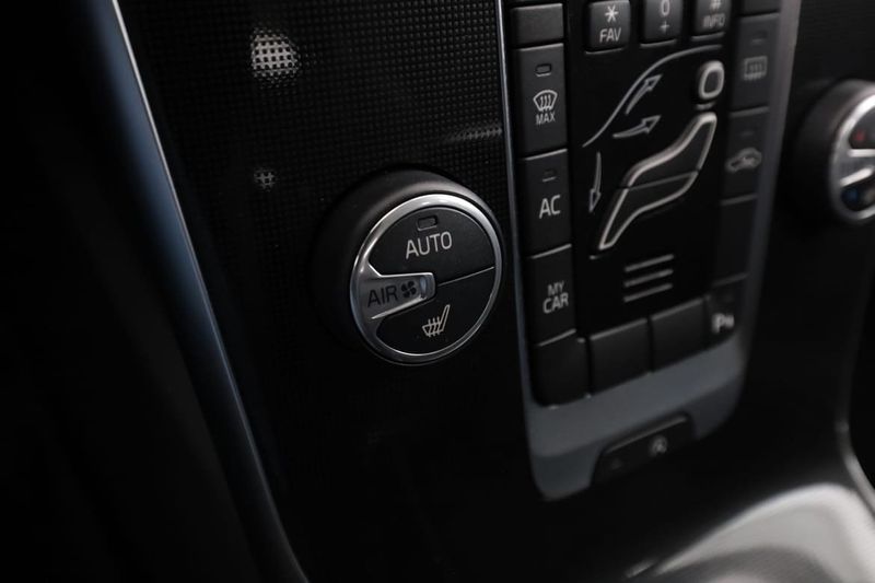 Volvo V40 bild 25