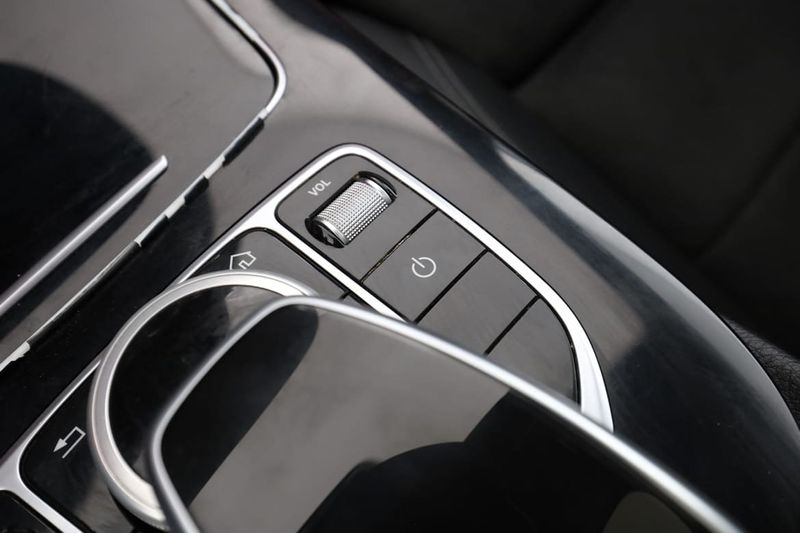 Mercedes E220 bild 27