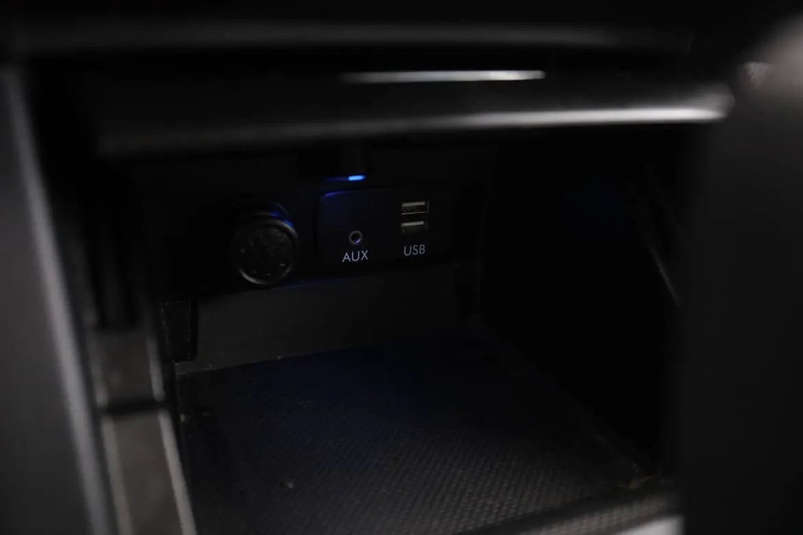 Vehicle image 35