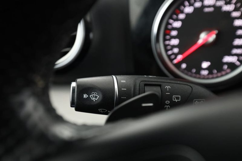 Mercedes E220 bild 35