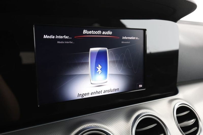 Mercedes E220 bild 23