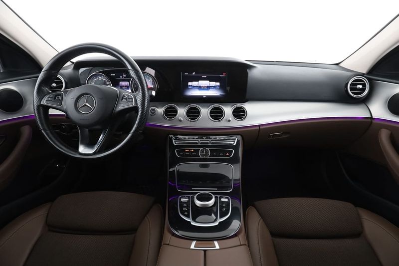Mercedes E220 bild 13