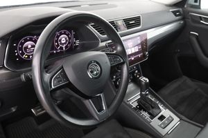 Skoda Superb bild 12