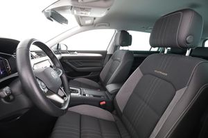 Volkswagen Passat bild 11
