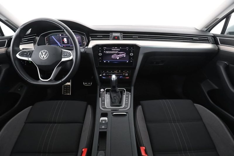 Volkswagen Passat bild 13