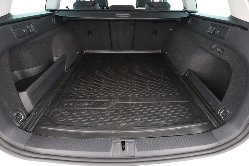Volkswagen Passat bild 18