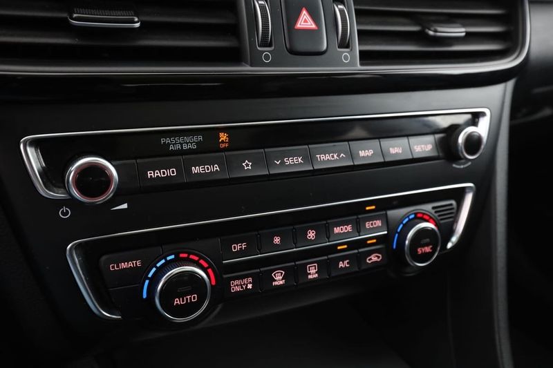 Kia Optima bild 26