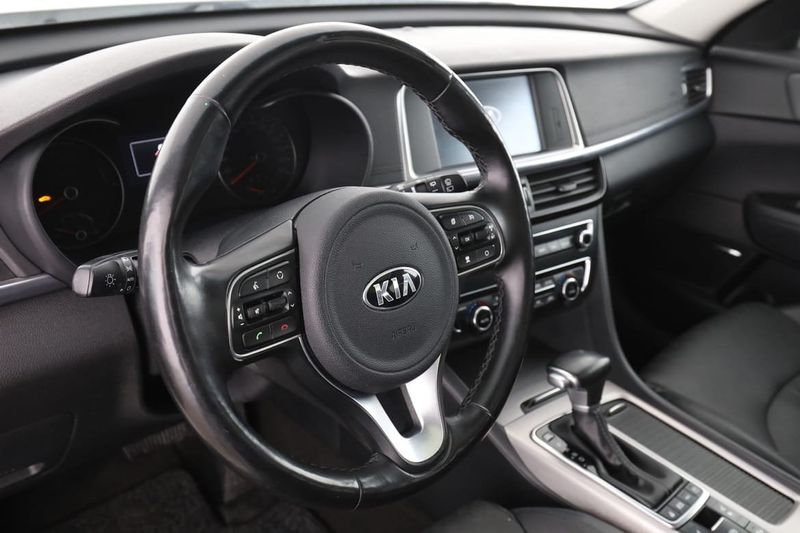 Kia Optima bild 12