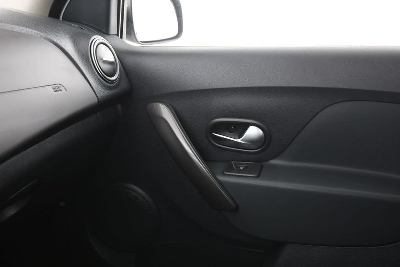 Dacia Sandero bild 30
