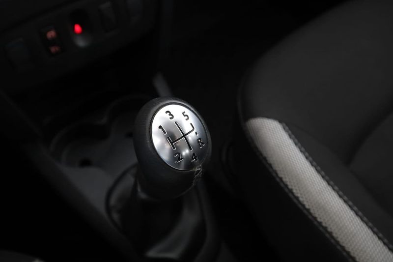 Dacia Sandero bild 28