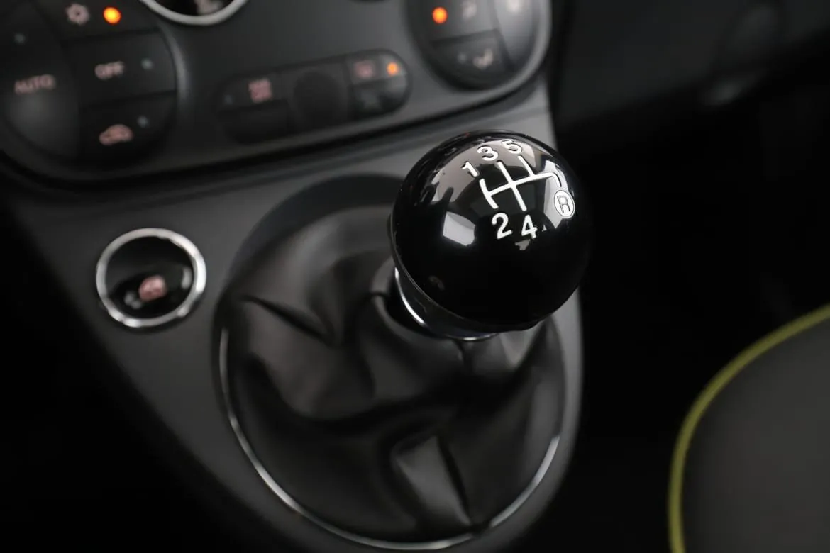 Vehicle image 22
