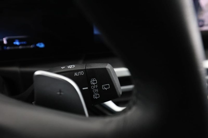 BMW 330 bild 34