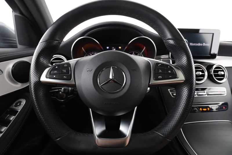 Mercedes GLC220 bild 19