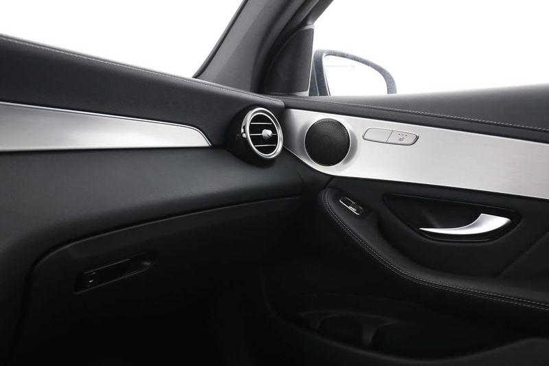 Mercedes GLC220 bild 36