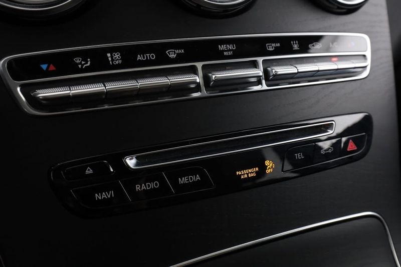 Mercedes GLC220 bild 24