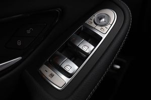 Mercedes GLC220 bild 33