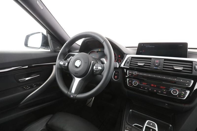 BMW 330 bild 13